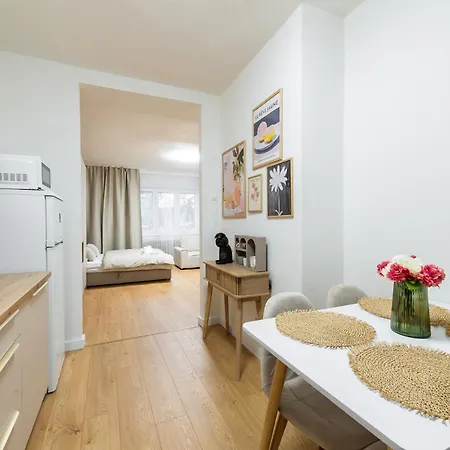 Cozy By Kristina * 브라티슬라바